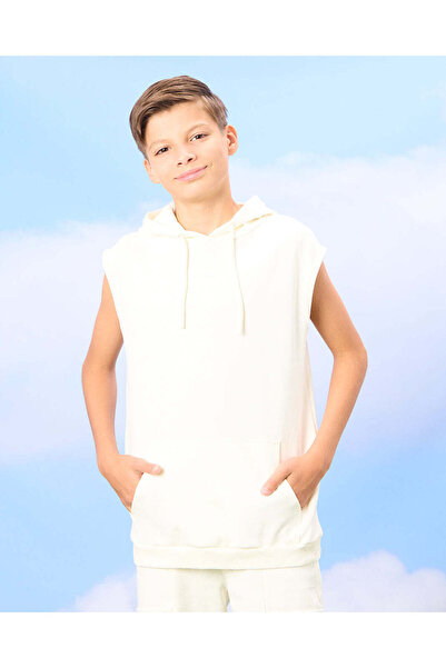 REDTAG Senior Boys Cream Hooded T-Shirt And Short Set (2 Piece)