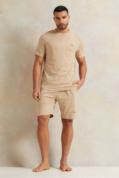 REDTAG Men Beige Solid Pyjama Set (2 Piece)