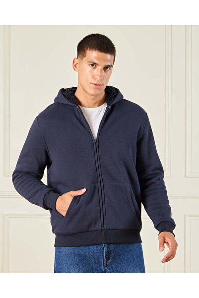 REDTAG سويت شيرت رجالي بغطاء رأس مبطن بالفرو الصناعي باللون الأزرق البحري