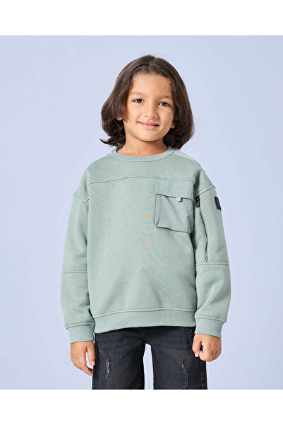REDTAG سويت شيرت منسوج بجيوب للأولاد باللون الأخضر المريمية