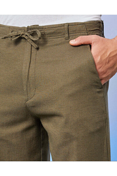 REDTAG Men Green Relax Fit Trousers