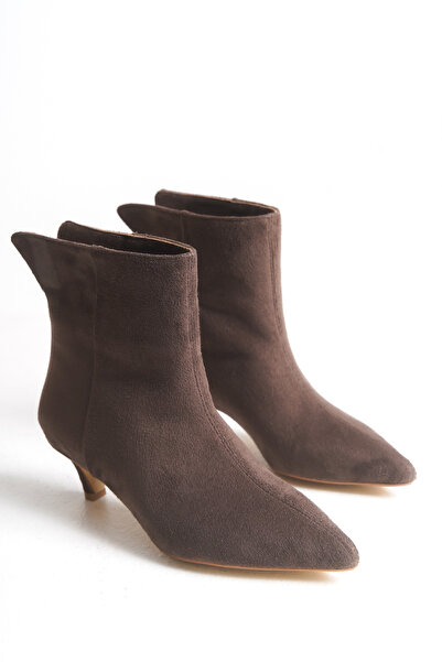 Melacomfort Kahverengi Süet İnce Topuklu Kadın Bot - Sivri Burun | Günlük & Şık Stil