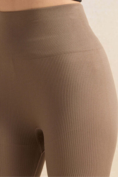 REDTAG Women Brown Ribbed Seamless Leggings