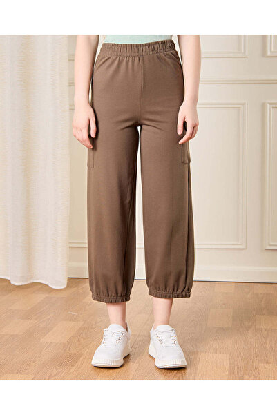 REDTAG Senior Girls Brown Cargo Pocket Pants