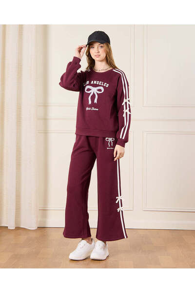 REDTAG طقم ملابس رياضية بطبعة فيونكة باللون العنابي للفتيات الكبيرات (قطعتان)