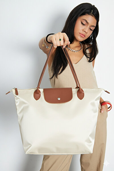 Madame Складана велика жіноча сумка на блискавці з ручкою та ременем через плече, кремовий атласний матеріал