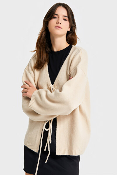 its basic Pulover de tricotat pentru femei, culoare bej, w5-101, cu șireturi în față, supradimensionat