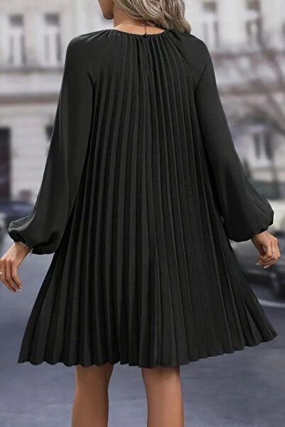 Mossta Round Neck Pleated Imported Crepe Dress - Black