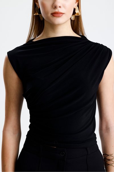 de zuzuu fashion Sleeveless Blouse with Cross Ruched Detail