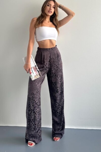 Hisleria Leopard Pattern Viscose Fabric Satin Trousers with Elastic Back and Side Zipper