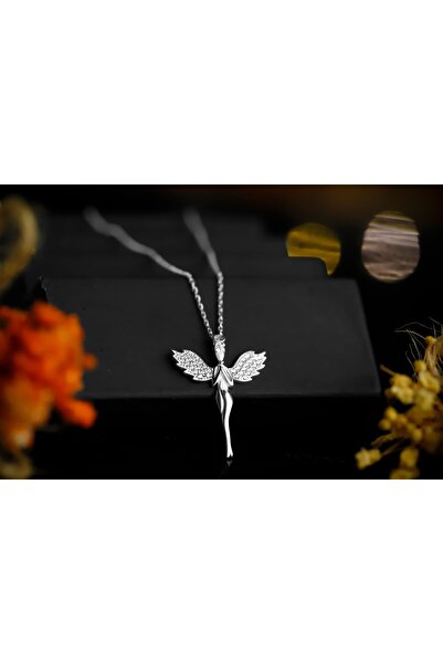 Silvesra Melek Dokunuşu Kolye