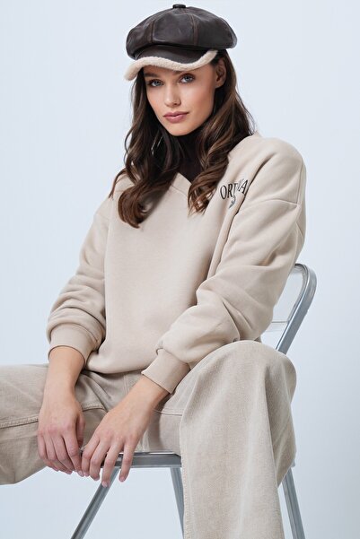 VAGGON Γυναικείο φούτερ μπεζ με λαιμόκοψη σε σχήμα V με τύπωμα 3 Thread O oversized Vs01487