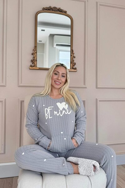 Pijamaevi Antrsait Be Mine Patterned Kangaroo Pocket Plush Fleece Pajama Set