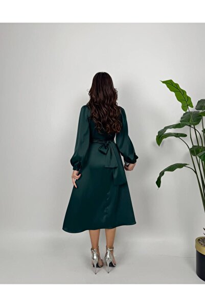 Bellucia Saten Kruvaze Yaka Kuşaklı Midi Elbise
