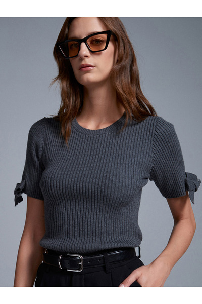 Dilvin 10828 Corded Fabric Short Sleeve Sweater-Smoked M.
