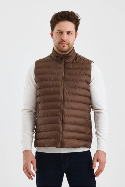 Wellalux Men's Mock Neck Zippered Pocket Vest