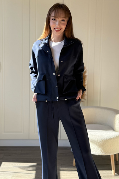 Dilay Gökoğlu Butik Брюки з ґудзиками та блискавкою, виготовлені з високоякісної модальної тканини, та темно-синій піджак