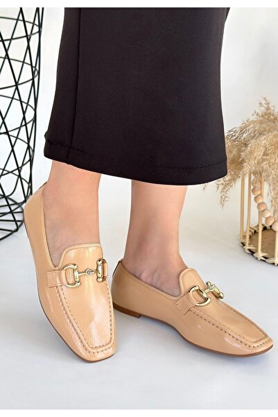Erbilden Guart Nude Patent Leather Ballerina Shoes