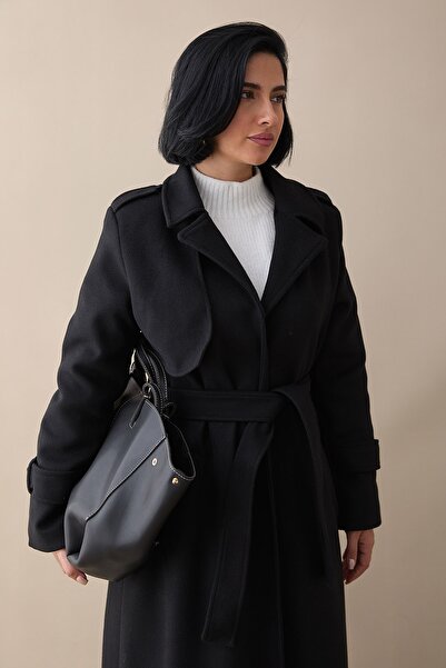InStyle Palton negru cu o singură buzunară și curea