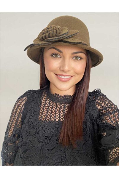 Confortino Elegant women's felt hats with small brims and floral decoration Rose - ONE SIZE, ADJUSTABLE