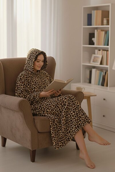 Mislina Home Serona Wellsoft Plush Hooded Long Poncho Soft Textured Wearable Tv Blanket |   Leopard