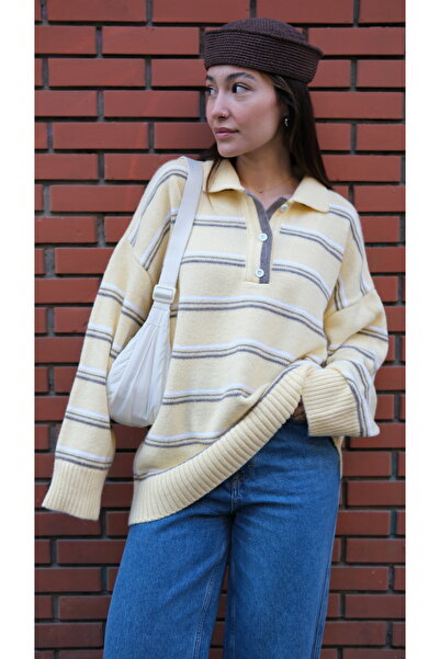 Butik Una Fiaba-Yellow Oversized Striped Buttoned Polo Neck Knitwear Sweater