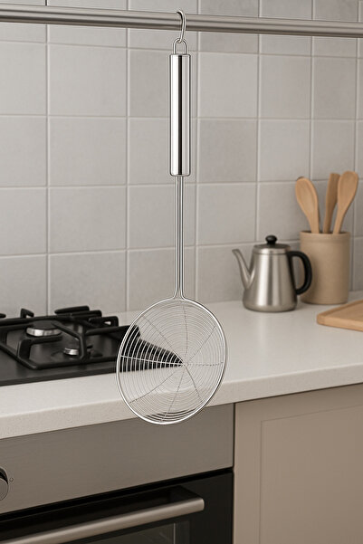 Dania مصفاة قلي من الستانلس ستيل – تصميم متين بطول 38 سم للمطابخ العصرية