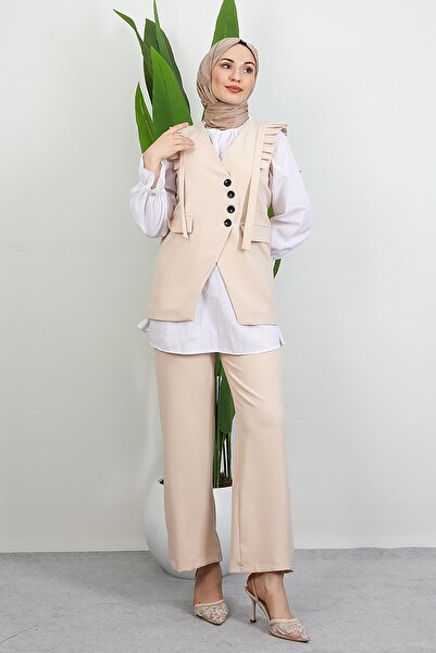 GİYZAMİLA Devin Ruffle Detail Suit Cream