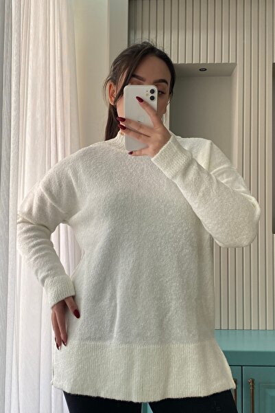 Auroveen Oversized Soft Textured Turtleneck Knitwear Sweater Av257045