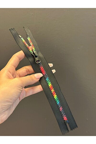 Gönülden Tasarım 23x3 см цветни зъби черен цип