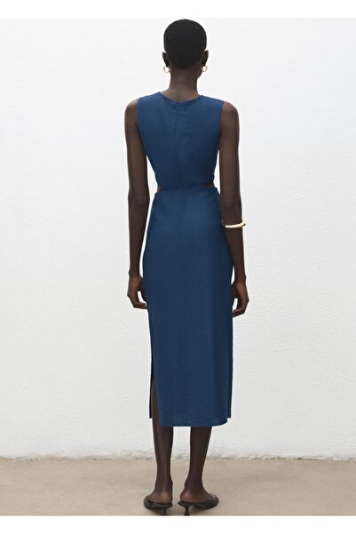 MANGO Woman Kırışık görünümlü cut-out detaylı elbise