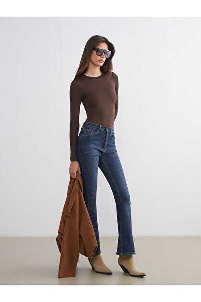 LC Waikiki Λαμπερές επιλογές από το Shining Store |   Γυναικείο κορμάκι με λαιμόκοψη