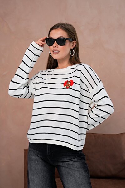 Noi Belis Oversized Striped Teddy Bear Detailed Crew Neck Sweater Aw25Kz0070