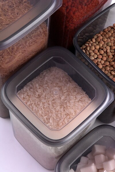 Ginza Maison 12 Food Containers (1750 ml) for Fridge, Freezer, Microwave, +25 labels, Anthracite