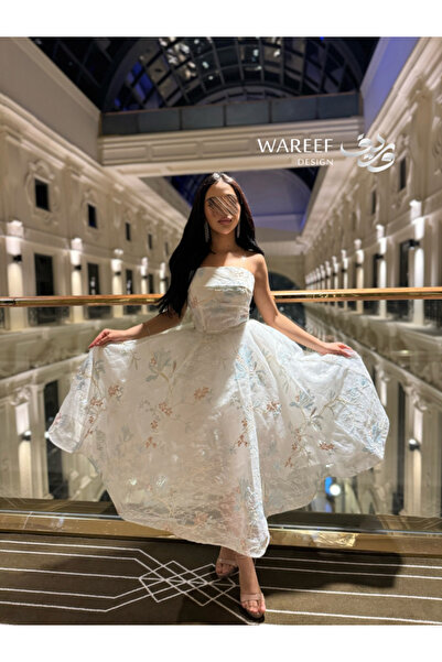 WAREEF FASHION Midi Evening Dress Embroidered with Elegant Floral Design and Sheer Detail