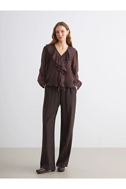 LC Waikiki Μπλούζα από σιφόν με βολάν με λαιμόκοψη σε σχήμα V LCW Vision