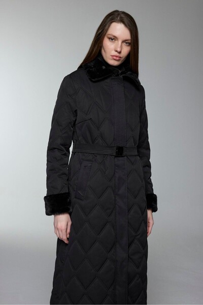 Zühre Quilted Coat with Plush Collar and Sleeve Detail