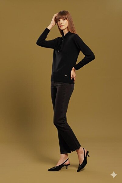 Lal Triko Scarf Collar Buttoned Sweater 12223