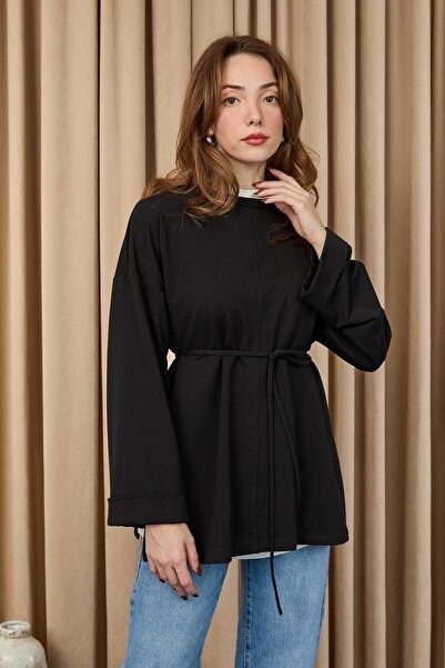 Loreen Düşük Omuz Detaylı Bağlama Aksesuarlı Bluz