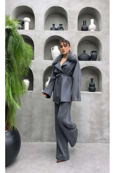 Cardella Σετ με γούνινο γιακά, Premium μπουφάν με ζώνη και λεπτομέρεια με φερμουάρ στο μανίκι, Συμβατό με ισλαμικά ρούχα, Σετ δύο τεμαχίων