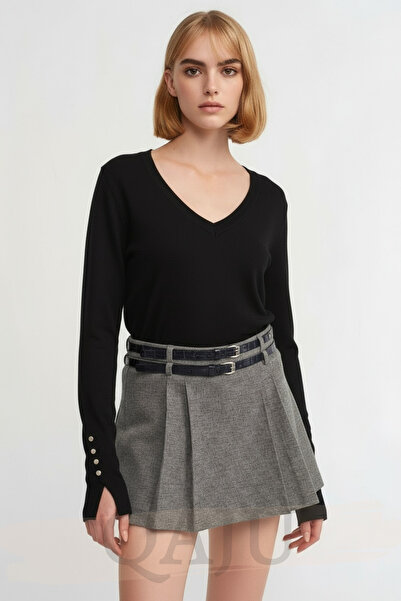 Qaju Women's V-Neck Sleeve Buttoned Knitwear Sweater – Black