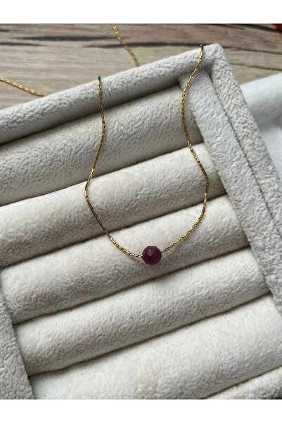 Pel Design قلادة ياكوت ستون مصنوعة يدويًا من الفولاذ بتصميم أنيق ورقيق