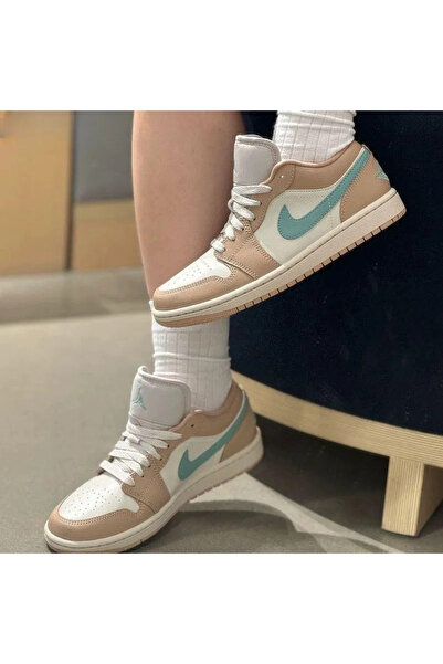 Nike Air Jordan 1 Low “Light Orewood Brown/