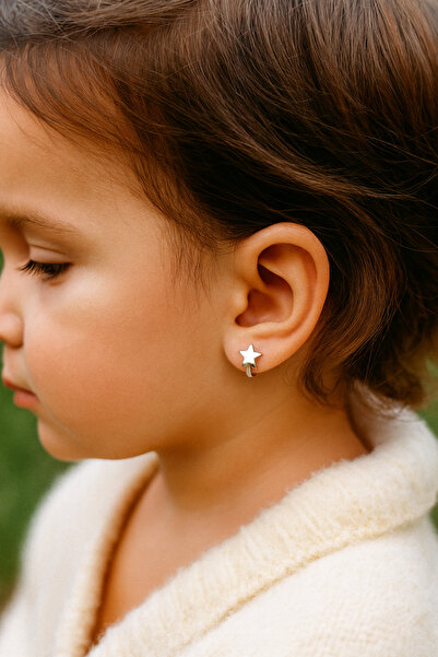 Sacce Scarves&Accessories Star Figured Hoop Earrings – Antiallergic Children's Earrings with Gold and Silver Color Options