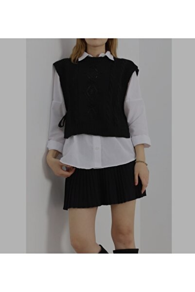 Lion queen Knitted Side-Tie Sweater