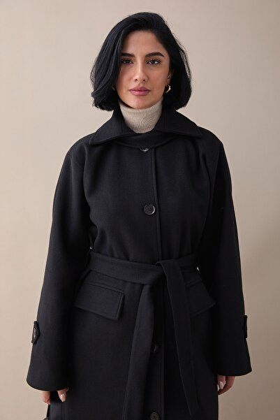 InStyle Черно вълнено палто с реверен яка и джобове с клапи