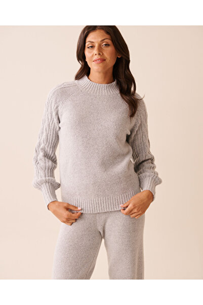 La Vie en Rose Cable Sleeve Knit Top
