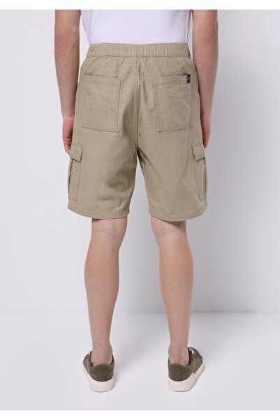 Colin's Regular Fit Mid Waist Plain Men's Beige Shorts
