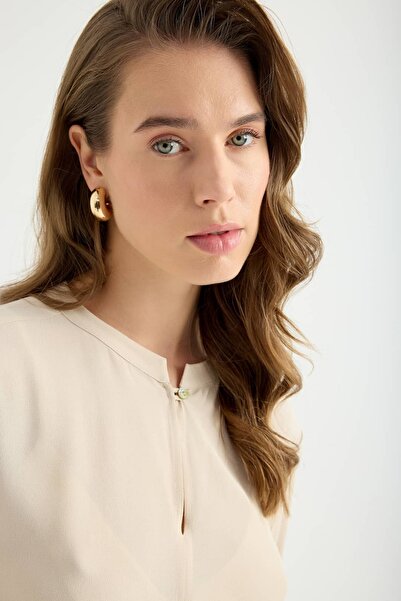 Masha Kate Ruffle Detailed Blouse