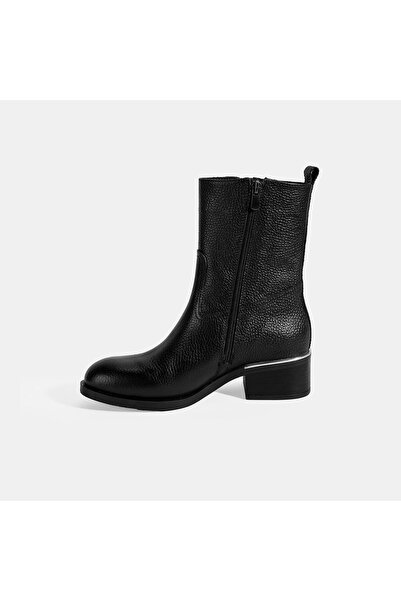 Desa Women's black zippered leather heeled boots